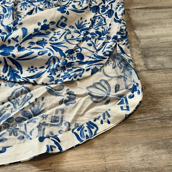 H&M Viscose Tunic Dress, White/Blue Floral, Size Medium - Picture 4 of 9